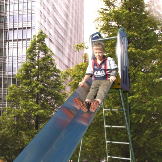 city-freestanding slide-park-01