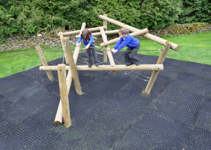little monkeys-orangutan-school-safergrass-01
