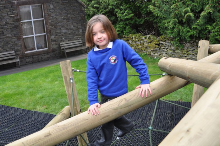 little monkeys-orangutan-school-safergrass-07