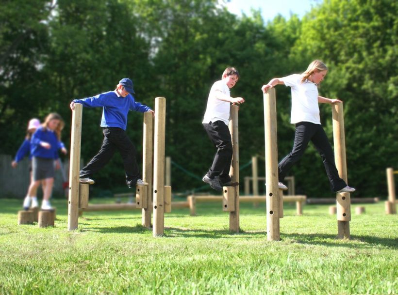 Zig Zag Stilts 2