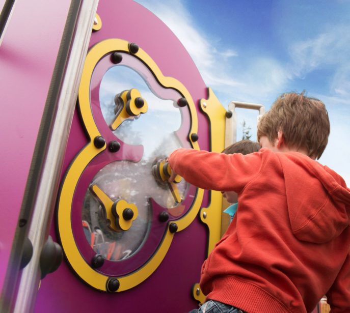 ball_blast_play_panel-cyclam_yellow-park-01_2_1_1