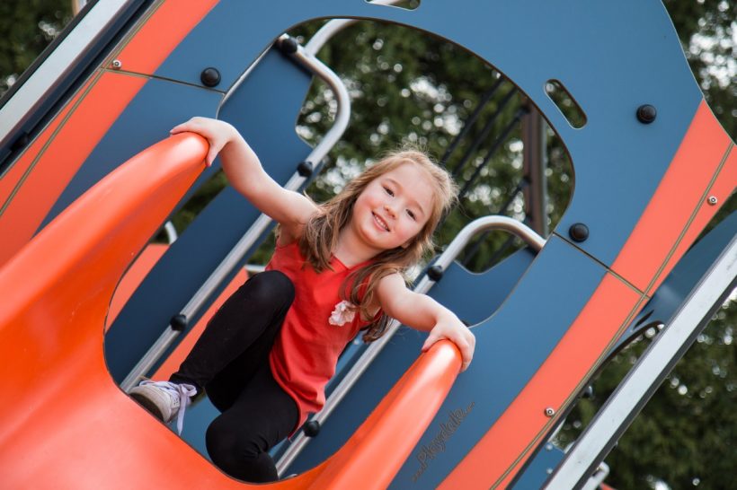 plastic_slide-blue_orange-park-loosefill-03_1