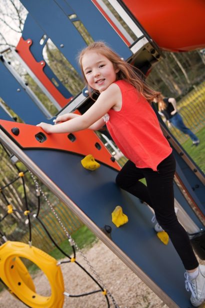 side_climber_1.9m-blue_orange-park-loosefill-06_1_1