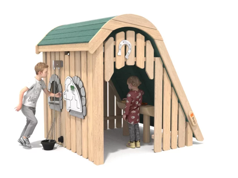 Maisonnette Robinier verts et bois écuries